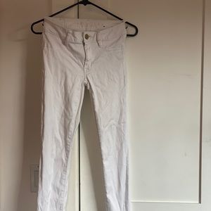 American Eagle white jeans